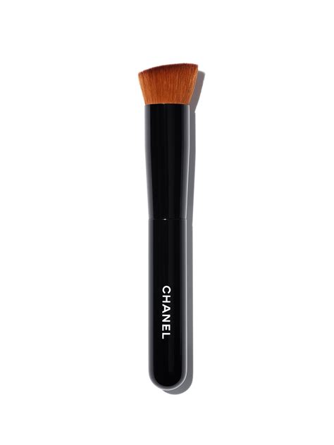 chanel 2 in 1 foundation brush review|CHANEL Tools & Brushes.